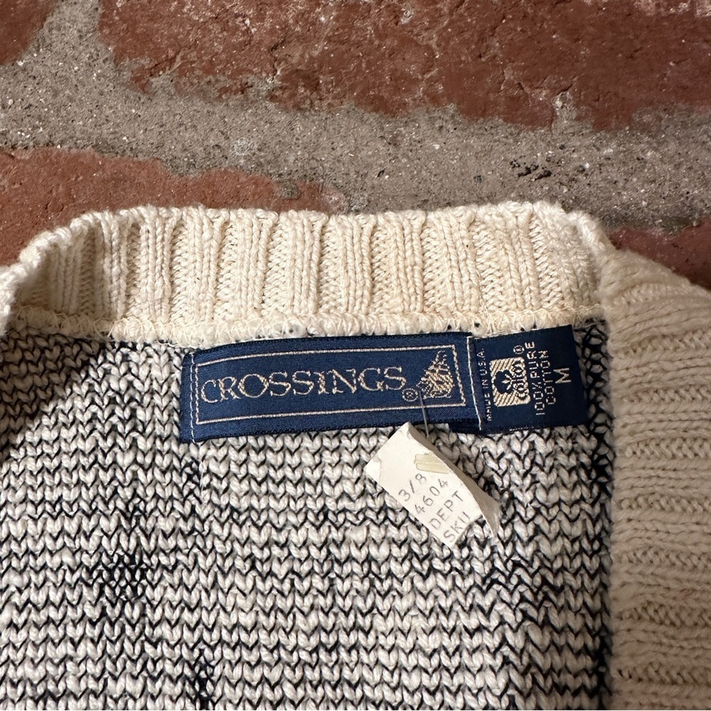 Vintage 1990s Crossings Knit Cream & Black Grid Pattern Cardigan Sweater USA - Picture 3 of 14